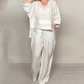 👚 50% RABATT! 🌸 V-Ausschnitt Top & Weite Hose – Atmungsaktiv, Asymmetrischer Schnitt & Praktische Taschen Für Einen Lässigen Look 🍂