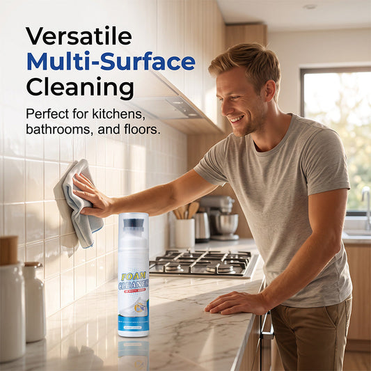A no-rinse foam cleaner with a built-in brush head – a miracle cleaner for fabrics and furniture